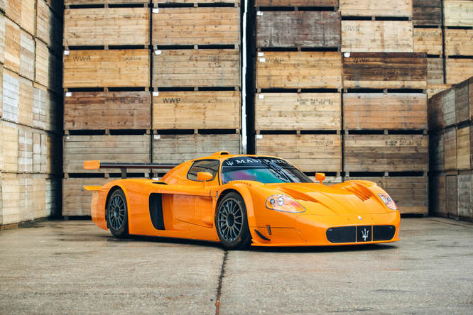 Maserati MC12 Corsa, in vendita uno dei 12 esemplari