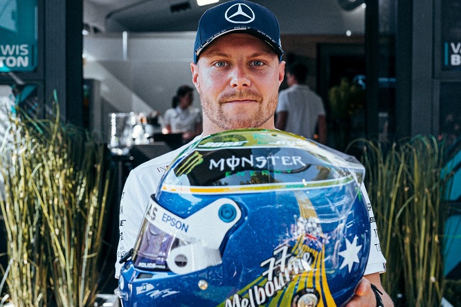 Il casco speciale di Bottas in Australia – FOTO