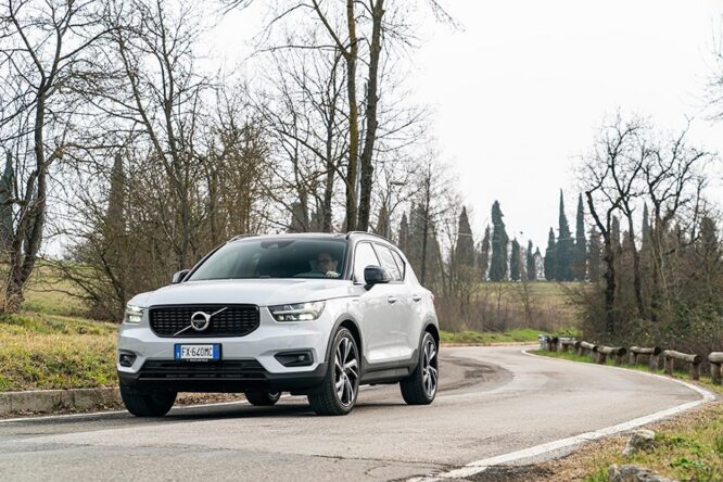 Volvo, a maggio vendite in calo del 25,5%
