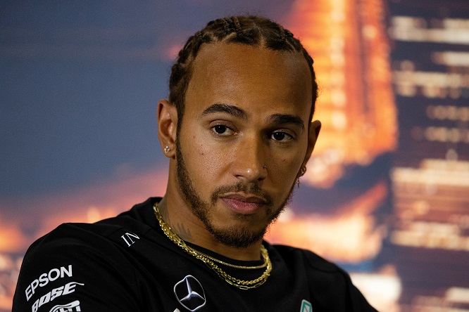 Hamilton: “Guido solo la mia Mercedes EQC”