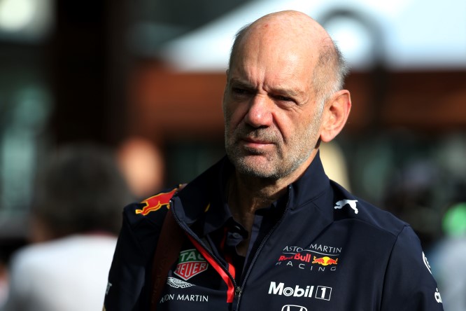 Newey stronca il regolamento 2022