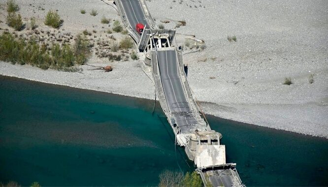 Ponte crollato, pedaggio sospeso da Aulla a La Spezia