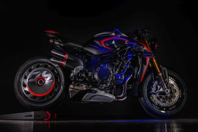 MV Agusta Rush: 212 CV a 34 mila euro