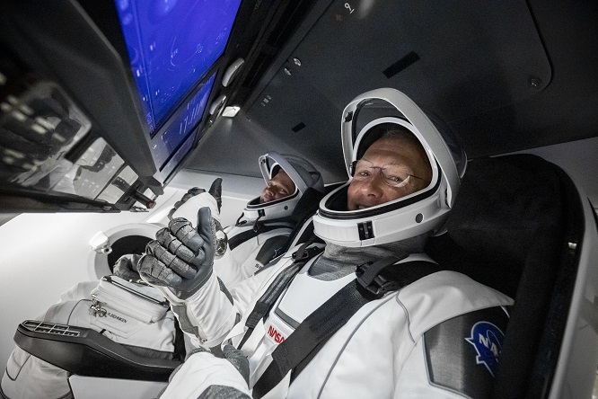 SpaceX | Crew Dragon: gli astronauti ritornano sulla Terra – VIDEO