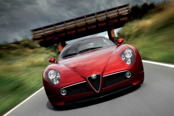 Il trilobo e lo scudetto Alfa Romeo, ispirazione e tradizione