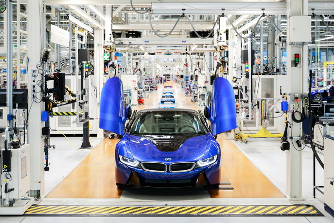 Prodotto l’ultimo esemplare di BMW i8