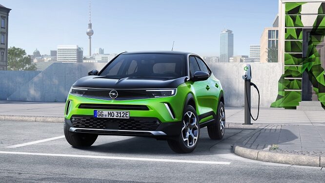 Opel Mokka-e vince il “Connected Car Award 2020” 