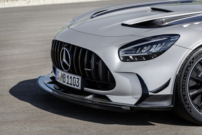 Mercedes-AMG GT Coupè, debutto entro fine anno