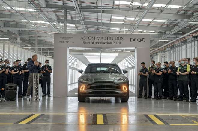 Aston Martin DBX, completata produzione primo esemplare