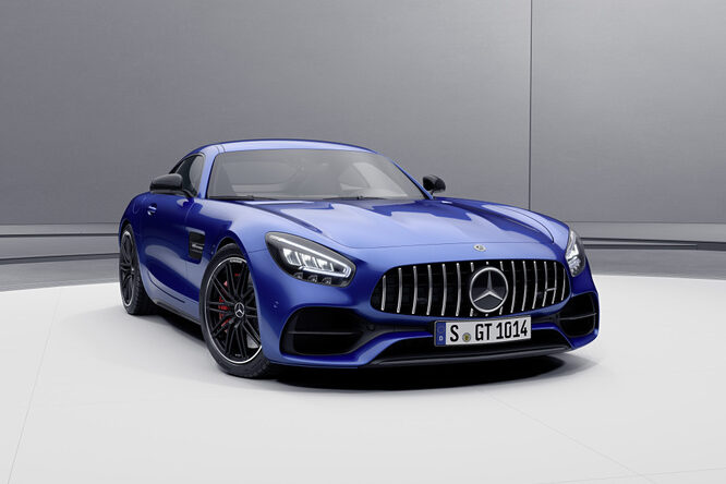 Mercedes-AMG GT, ecco i prezzi della Coupé e della Rodaster