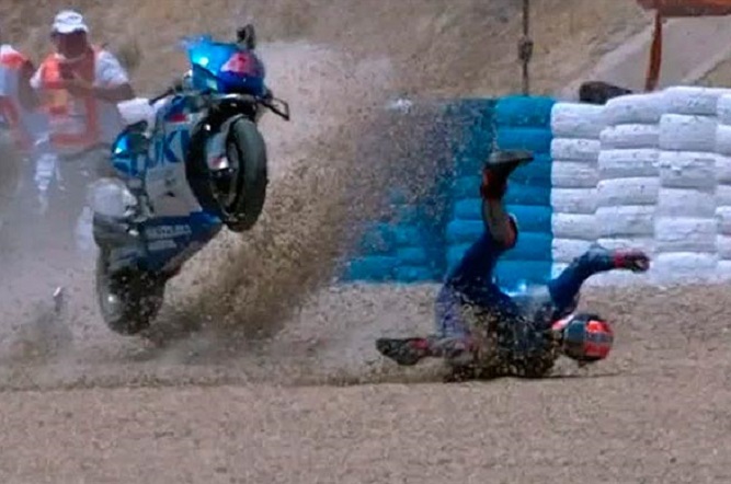 MotoGP | Jerez, Rins cade nel Q2: infortunio alla spalla destra