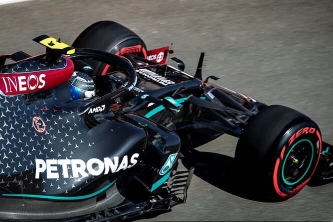 F1 | GP F1-70 2020, PL1: Mercedes detta il passo, poi Verstappen e Hulk
