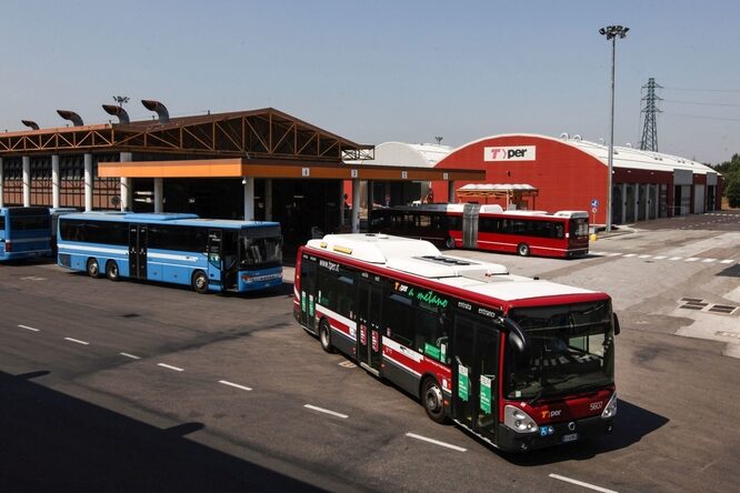 Autobus a idrogeno, Bologna ordina 127 mezzi