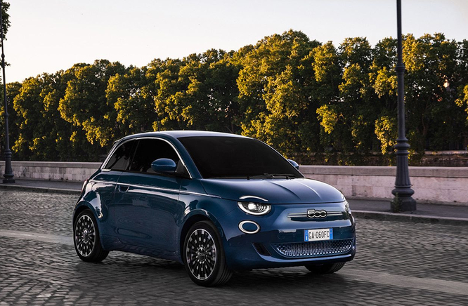 Fiat 500 elettrica premiata al “Red Dot Award 2020”