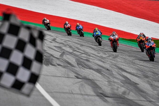 MotoGP | Caos in assenza di fenomeno