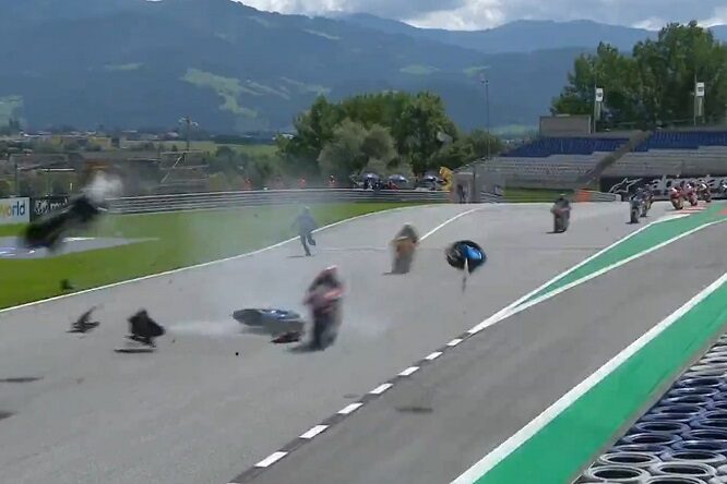 Moto2 | Austria: incidente terribile per Syahrin, ma nessuna frattura – Aggiornamenti