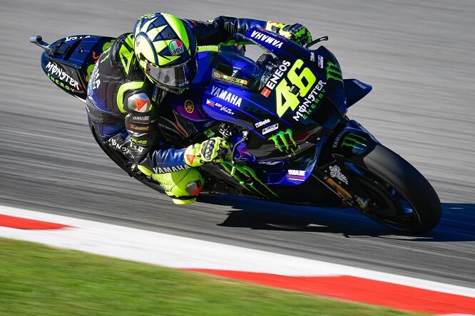 MotoGP | Rossi, l’abbraccio dela Yamaha a fine gara – VIDEO