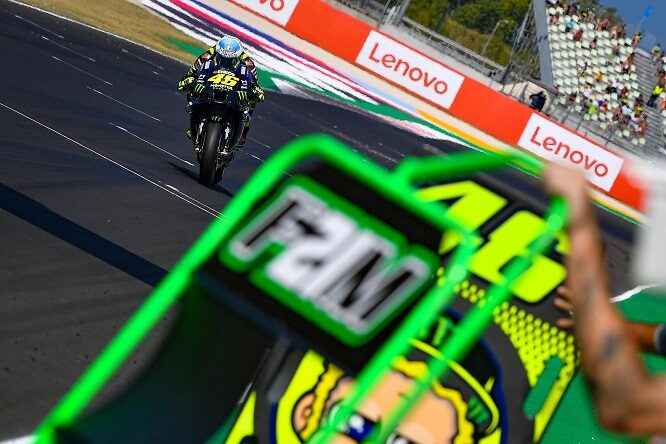 MotoGP | Rossi: “I team radio come in F1 un passo avanti”