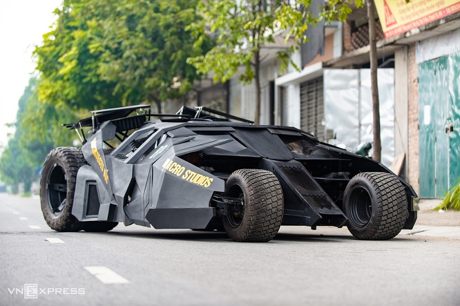 Una Batmobile 100% fai da te