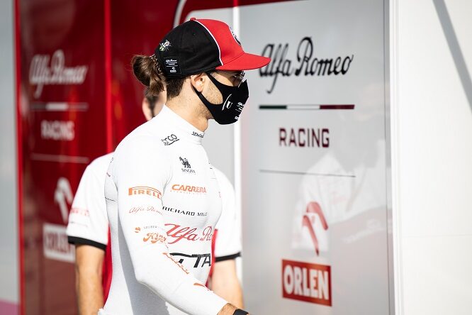 Giovinazzi-Grosjean sacrificati nelle PL1 dell’Eifel GP