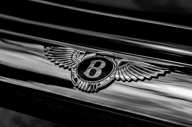 Bentley, nuova sede a Milano