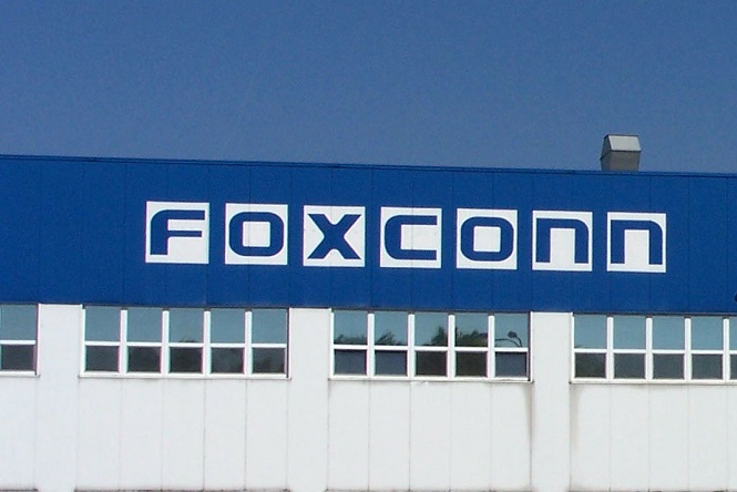 Dagli iPhone alle auto: Foxconn ci prova