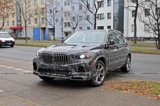 BMW X5, nuove foto spia del restyling