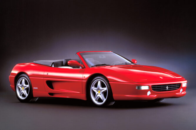 Ferrari F355, i 25 anni di una Spider con una tecnologia da F1