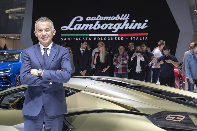 Reggiani: “Il V12 della Lamborghini Aventador sarà ibrido”