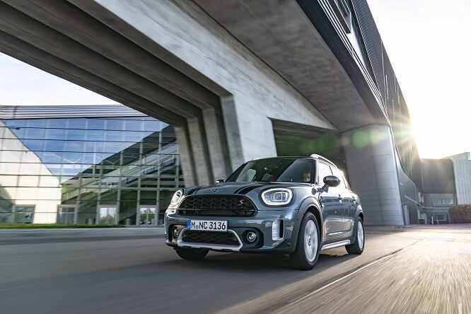 Mini Countryman, terza generazione sarà anche elettrica