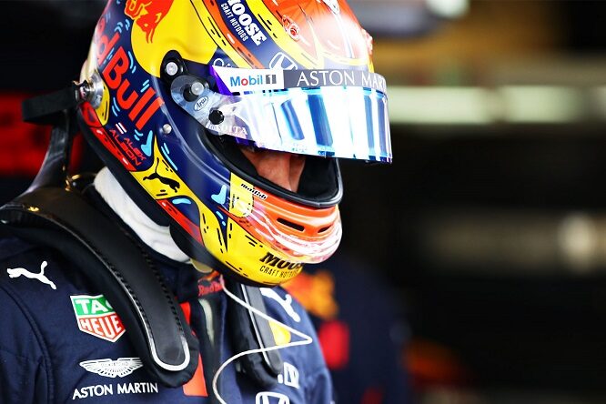 Red Bull conferma: “Albon, abbiamo opzione per il ’23”