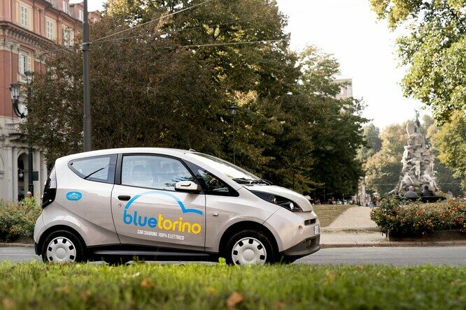 BlueTorino, il car sharing torinese passa a Leasys (FCA)