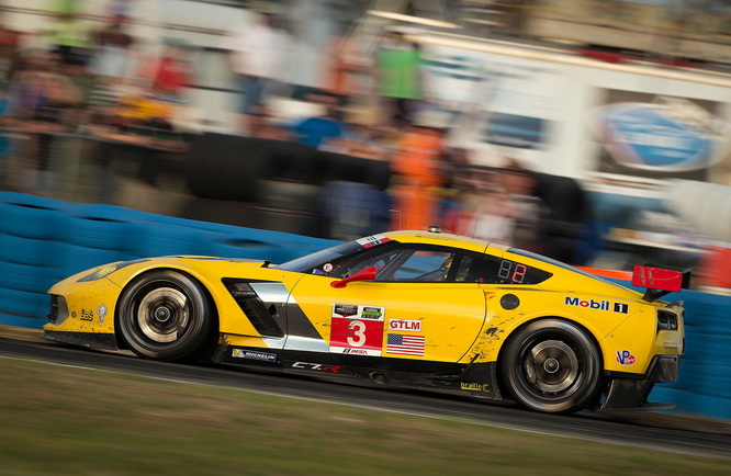 Chevrolet Corvette, in vendita una C7.R che trionfò a Daytona