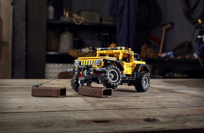 Jeep Wrangler Rubicon LEGO, il SUV da 665 pezzi
