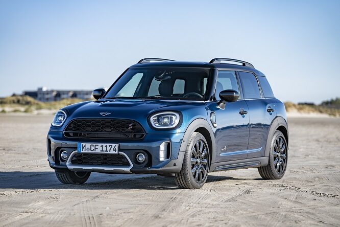 MINI Countryman, svelata la serie speciale Boardwalk