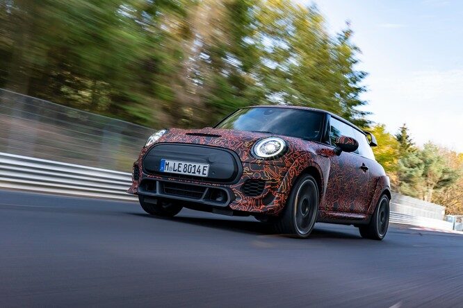 Mini John Cooper Works EV, in arrivo un’elettrica ad alte prestazioni