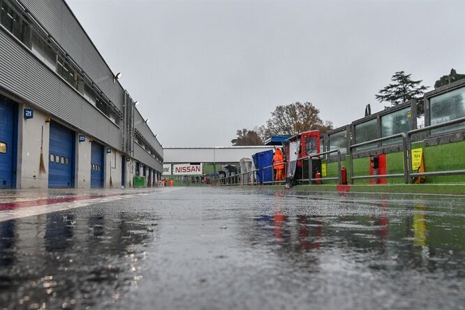 Vallelunga: sospesa Gara-2 di Formula Regional e F4