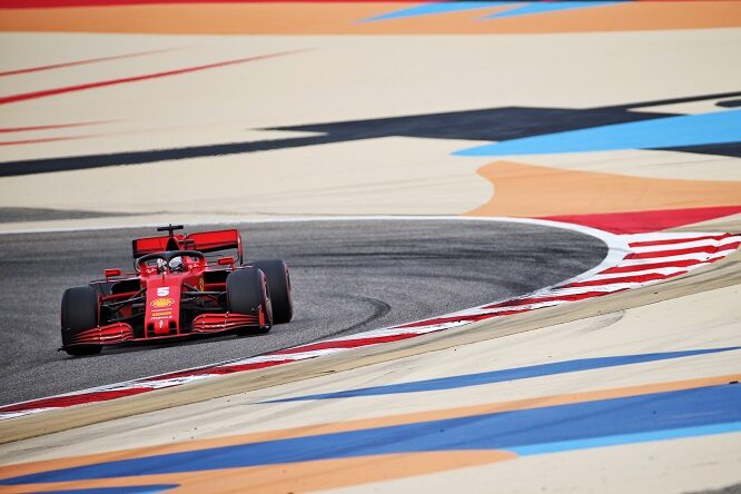 Vettel: “Traffico renderà caotica ogni sessione”