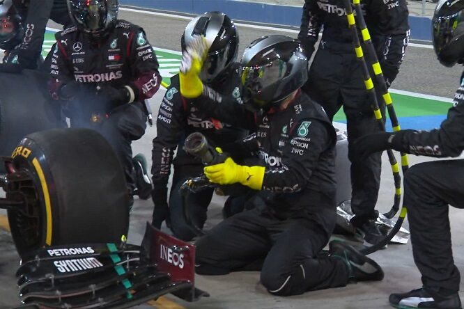 Pit stop Mercedes, trovato il colpevole