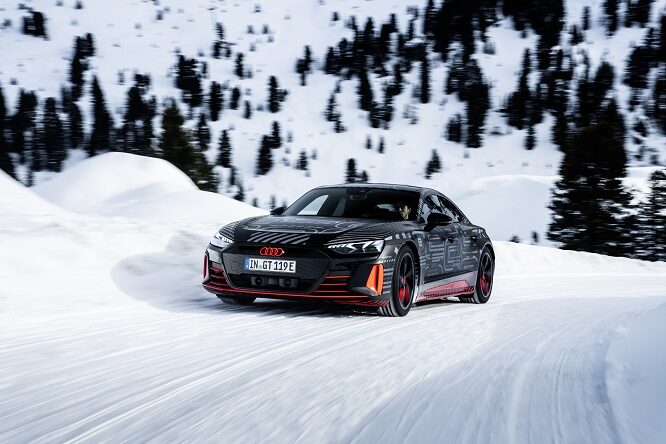 Audi e-tron GT, il debutto si avvicina