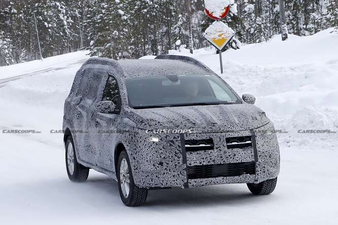 Dacia Logan MCV, test nel Circolo Polare Artico