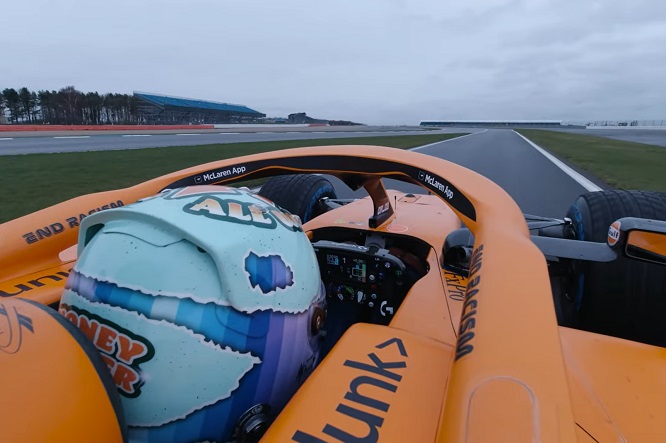 McLaren, on board con Ricciardo sulla nuova MCL35M – VIDEO