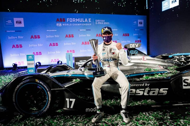 Mercedes: dal debutto al titolo iridato