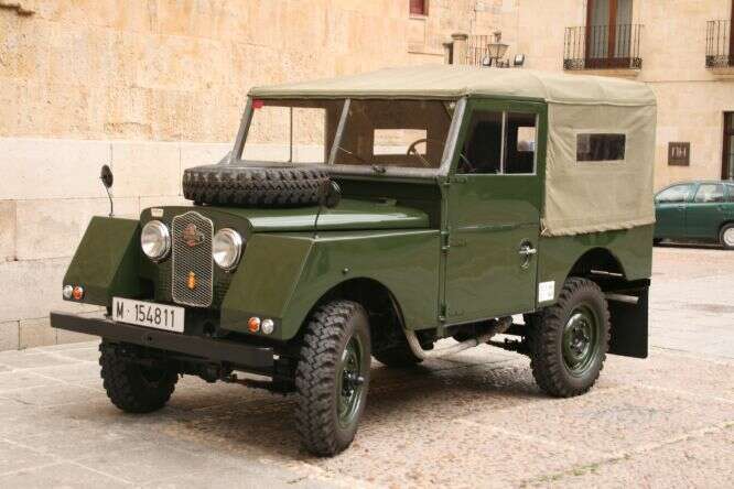 Minerva Land Rover