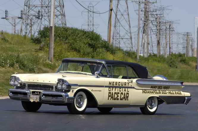 Mercury-Turnpike-Cruiser-Pace-Car-Indy-500-1957