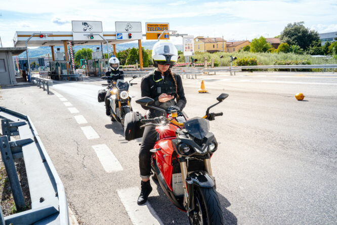 Telepass Family, canone azzerato per i motociclisti