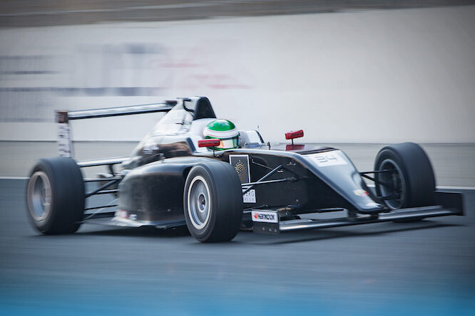 F4 UAE | Enzo Trulli campione