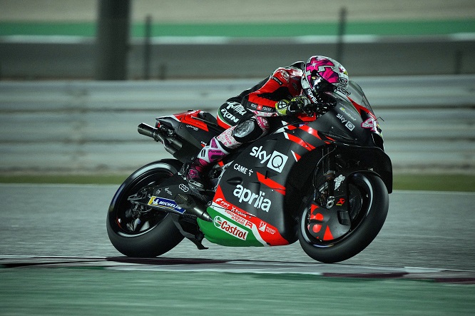 MotoGP | Aprilia in top-10 nel venerdì di Losail