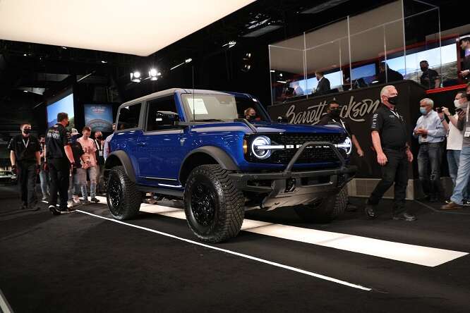 Ford Bronco, offerta record per il primo esemplare