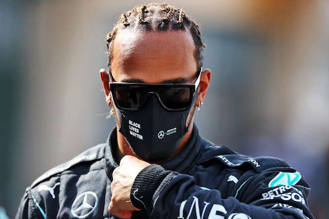 Wolff chiama Hamilton: “Spero resti con noi”